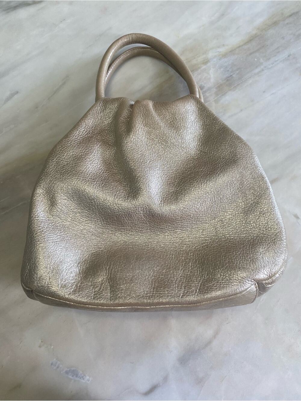 andrea cardone Metallic silver pebbled Women's Leather Top-Handle Bag purse